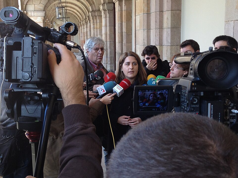 Marta Pascal atén els mitjans, 2015