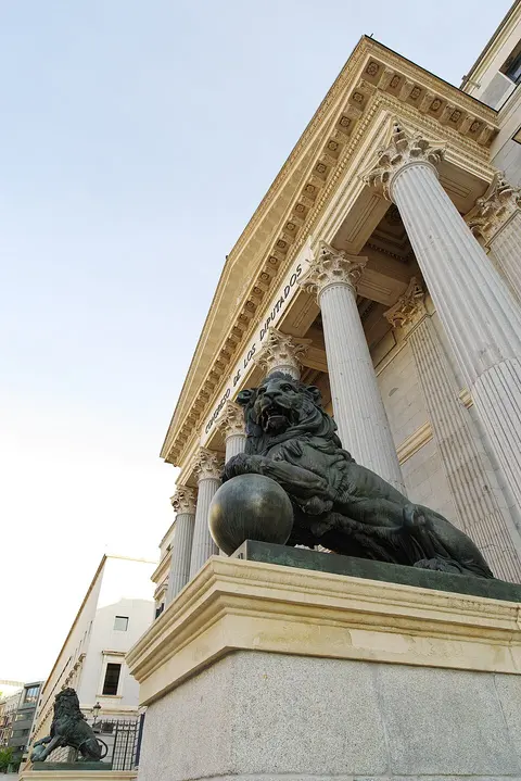 Façana del Congrés dels Diputats, 2025