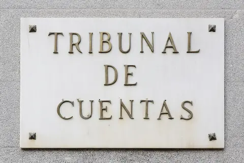 Placa del Tribunal de Cuentas en Madrid, 2022