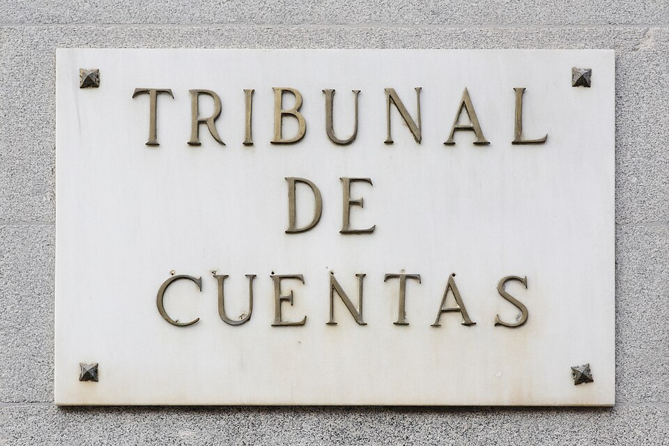 Placa del Tribunal de Comptes a Madrid, 2022